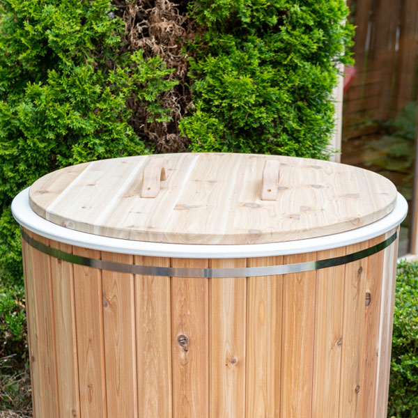 Dundalk Leisurecraft The Baltic Plunge Tub CT33BP