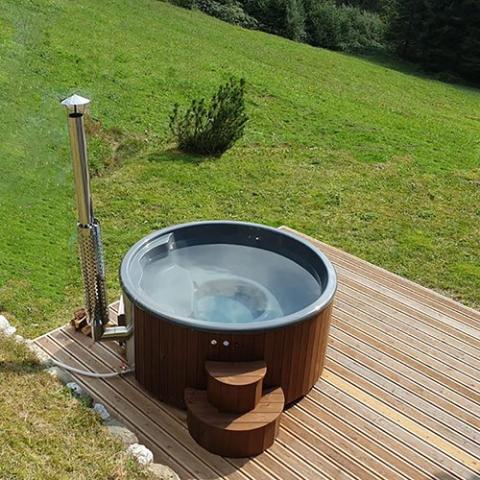 SaunaLife Wood-Fired Hot Tub Model S4N